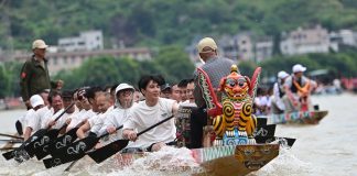 Cina: Fujian ospita competizioni per celebrare Dragon Boat Festival (2)