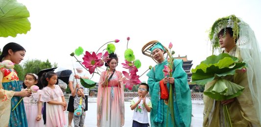Cina: in corso in tutto il Paese le vacanze per il Dragon Boat Festival (2)