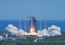 Cina: azienda tecnologica completa chiamate satellitari direct-to-cell