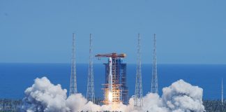 Cina: azienda tecnologica completa chiamate satellitari direct-to-cell
