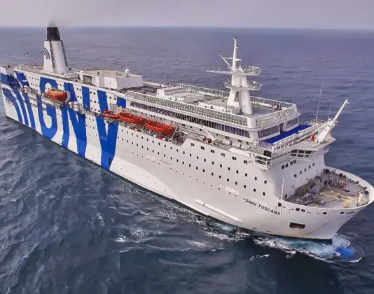 Incendio su una nave Gnv diretta da Porto Torres a Genova, nessuna conseguenza per i passeggeri