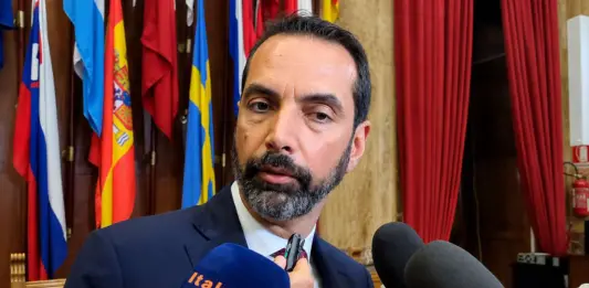 Messina, presenta la nuova Giunta comunale che affiancherà il sindaco Federico Basile: Laura Castelli nominata vicesindaca / Video