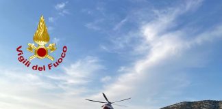 Due escursionisti dispersi a Baunei recuperati con l’elicottero dei Vigili del Fuoco