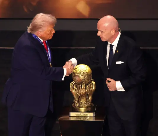 Mondiali, l’annuncio di Infantino: “Io e Trump consegneremo insieme il trofeo in finale”