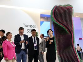 Cina: al Summer Davos Forum focus su intelligenza artificiale e robotica (2)