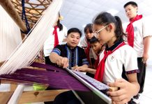 Cina: nel Guangxi si rinnova la tradizione del broccato Zhuang (2)