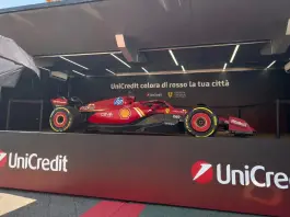 La passione fa tappa a Palermo, prosegue il tour della Ferrari SF-24