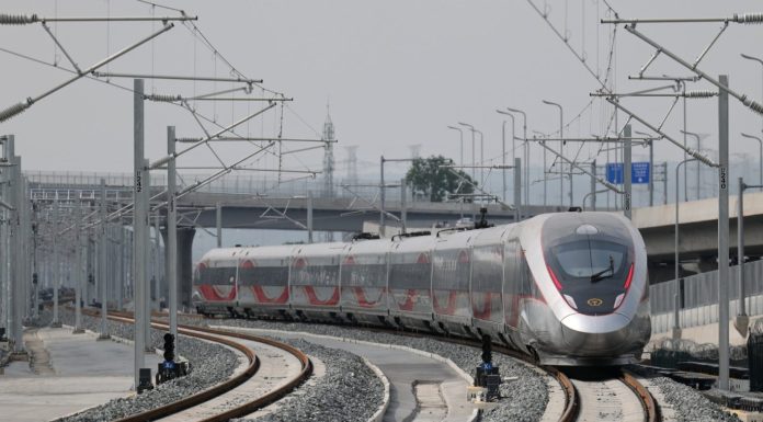 Cina: inaugurata linea ferroviaria ad alta velocità Xi’an-Shiyan (1)