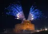 Fuochi d’artificio sopra Castel Sant’Angelo a Roma (2)