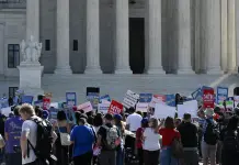 La Corte Suprema degli Stati Uniti boccia Trump e mantiene lo ius soli