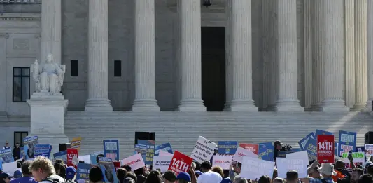 La Corte Suprema degli Stati Uniti boccia Trump e mantiene lo ius soli