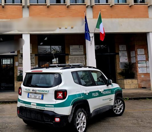 Alloggi scolastici occupati abusivamente nel Casertano, 11 denunce e sgomberi