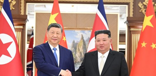 Repubblica popolare democratica di Corea: Pyongyang, Xi Jinping a colloquio con Kim Jong Un