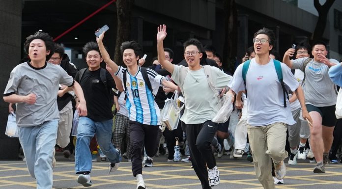 Cina: concluso in alcune regioni l’esame di ammissione all’università (1)