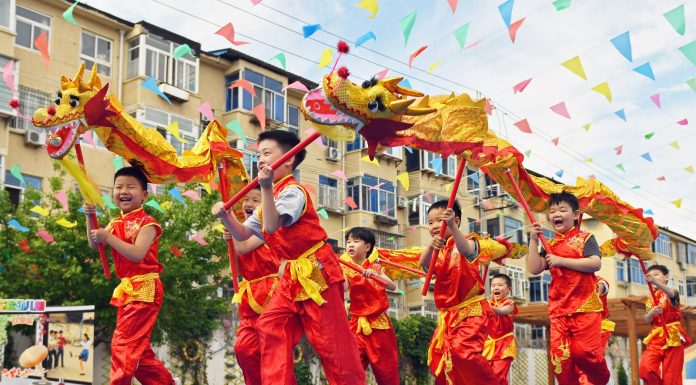 Cina: attività tradizionali in vista del Dragon Boat Festival (2)