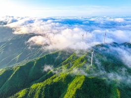 Cina: mare di nuvole dopo la pioggia nello Hunan (3)