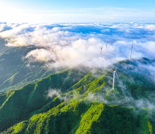 Cina: mare di nuvole dopo la pioggia nello Hunan (3)