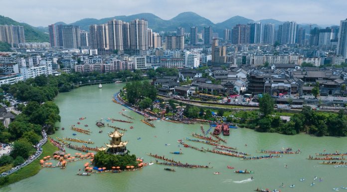 Cina: attesi 83 mln viaggi in treno durante picco per il Dragon Boat Festival