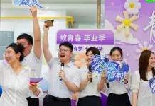 Cina porterà avanti strategia per dare priorità all’occupazione nel 2026-2030