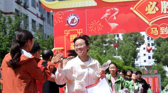 Cina: concluso in alcune regioni l’esame di ammissione all’università (2)
