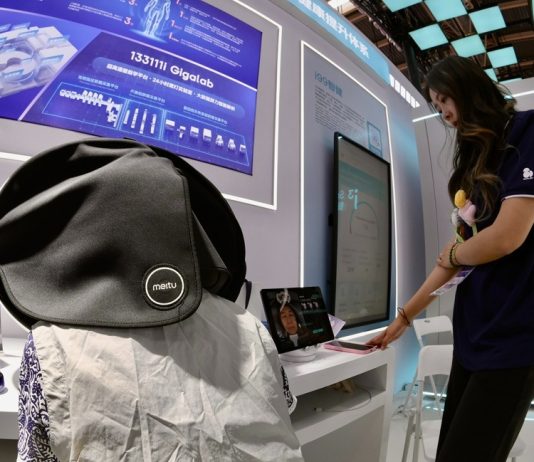 Cina: alla CISCE di Pechino in mostra innovazioni IA in ambito sanitario (3)