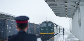 Cina: ad Amdo ferrovieri al lavoro sull’altopiano dello Xizang (2)