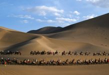 Cina: vacanze per il Dragon Boat Festival tra natura e tradizioni (3)