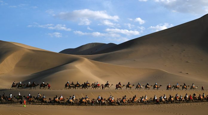 Cina: vacanze per il Dragon Boat Festival tra natura e tradizioni (3)