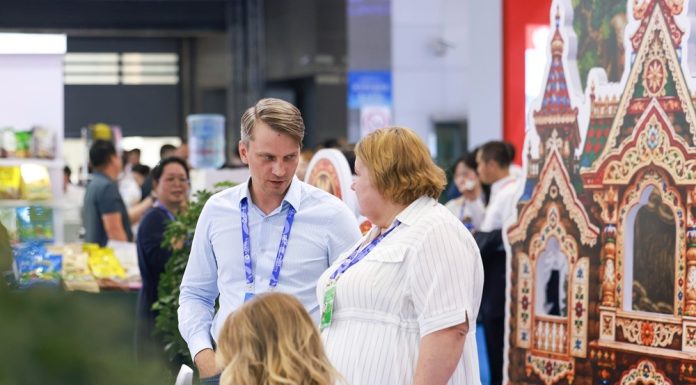 Cina: Xinjiang, a Urumqi il nono China-Eurasia Expo (1)