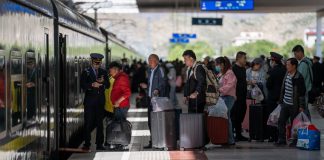 Cina: Lhasa, stazione ha gestito 63,62 mln di passeggeri dal 2006 (2)