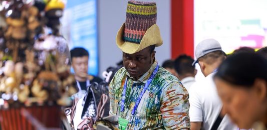 Cina: Xinjiang, a Urumqi il nono China-Eurasia Expo (2)