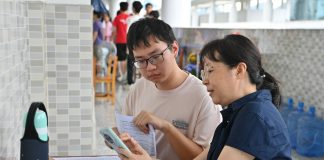 Cina: studenti del Guangxi Zhuang si preparano al gaokao (2)