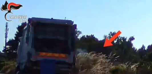 Incendio doloso a Lecce, arrestati due uomini nella frazione di Frigole