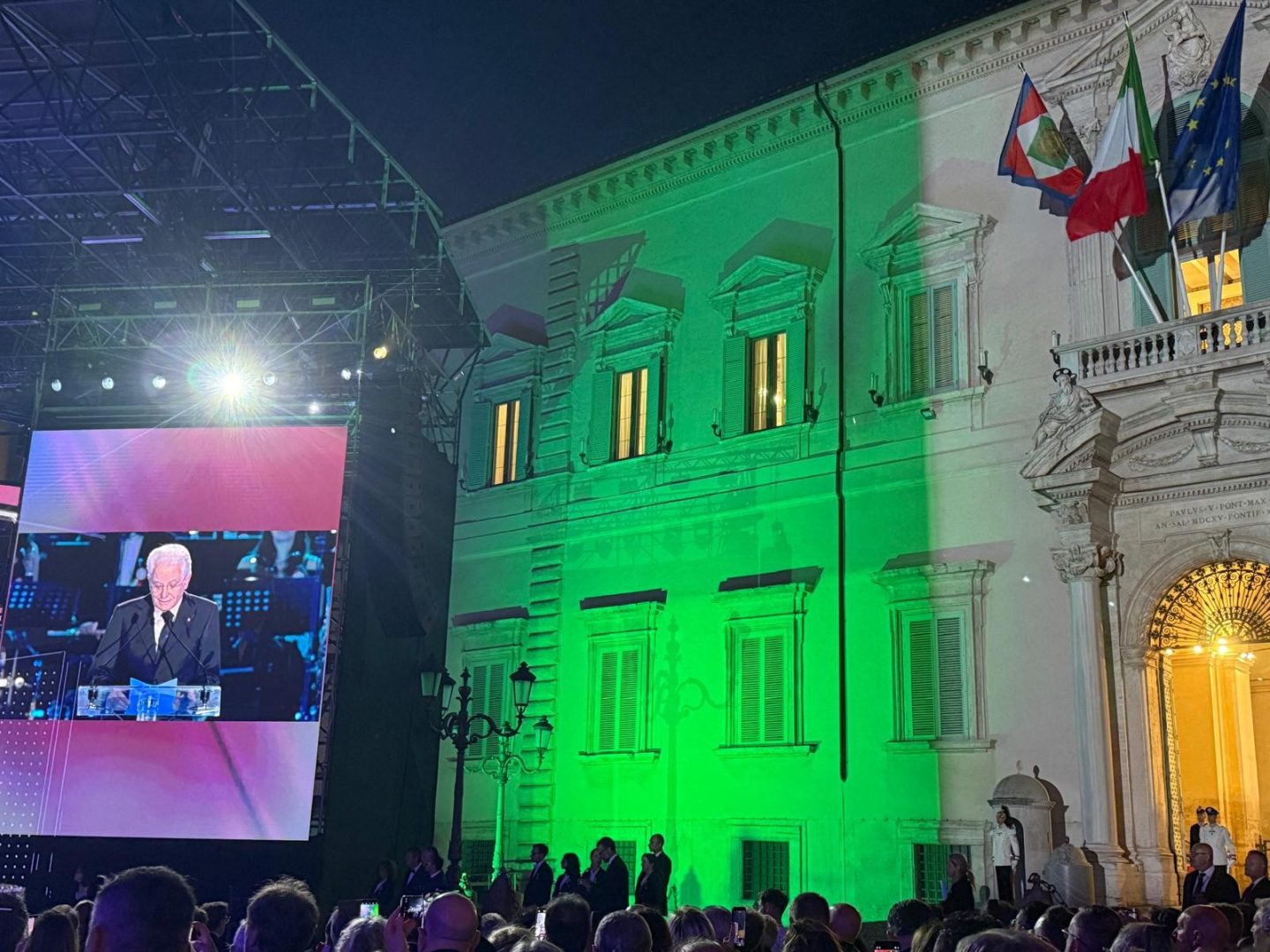 80 anni della Repubblica, Mattarella “Ricordiamo un percorso che ha legato tante generazioni e tanti territori” 80 anni della Repubblica, Mattarella “Ricordiamo un percorso che ha legato tante generazioni e tanti territori”