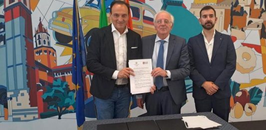 Piemonte, la Regione firma un protocollo d’intesa con il prefetto di Torino contro i reati ambientali