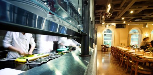 Ristoranti di fascia alta: i clienti premiano gli investimenti sala ristorante