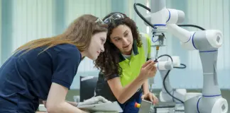 Mimit-Mur, Urso e Bernini firmano l’Atto di indirizzo strategico 2026-2028 per la valorizzazione delle conoscenze e il trasferimento tecnologico