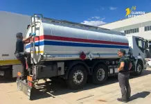 Vibo Valentia, sequestrata autobotte con carburante irregolare: due denunciati