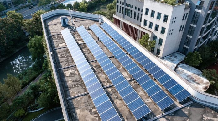 Transizione ecologica, 70 milioni per l’autoconsumo energetico degli edifici pubblici dei comuni