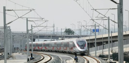 Cina, attesi 1 mld di viaggi in treno durante il picco estivo