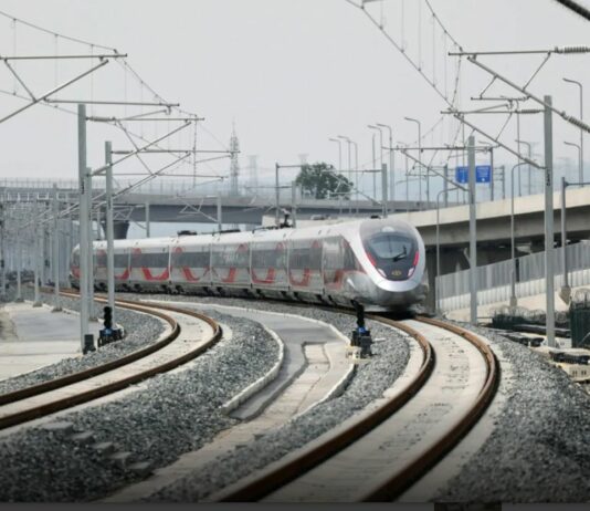 Cina, attesi 1 mld di viaggi in treno durante il picco estivo