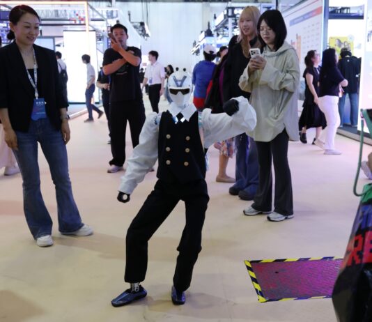 Cina, 12 nuove professioni grazie alle industrie emergenti