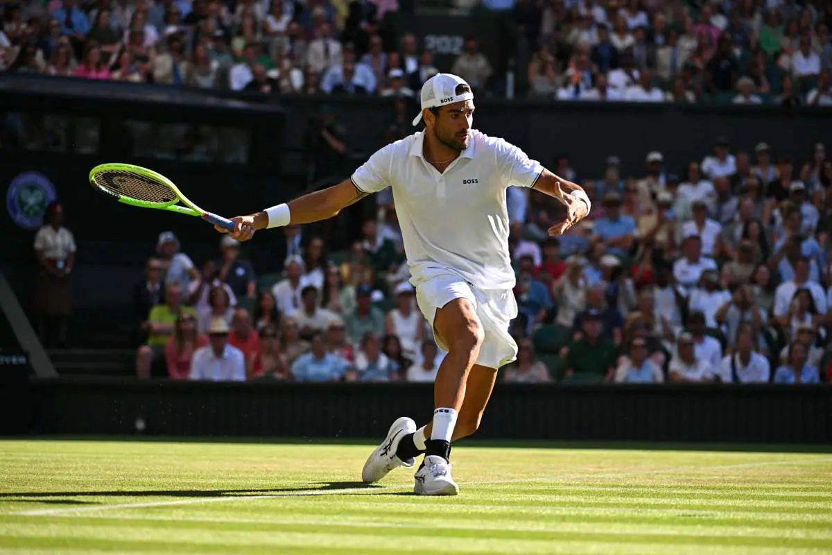 Berrettini saluta Wimbledon ai sedicesimi, Dimitrov vince al quinto Berrettini saluta Wimbledon ai sedicesimi, Dimitrov vince al quinto
