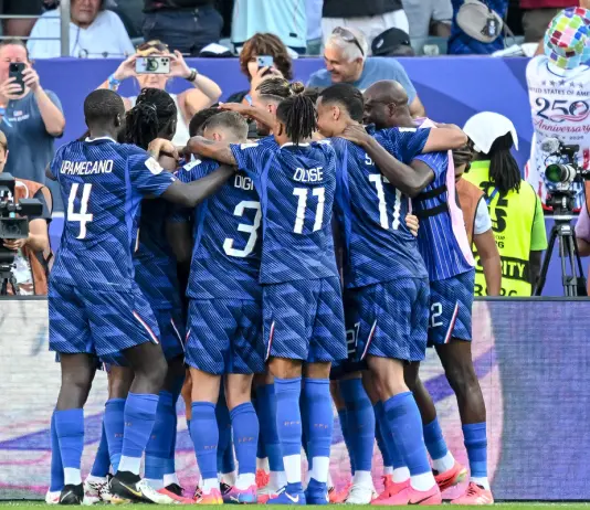 Mbappè la decide dal dischetto: la Francia batte il Paraguay e vola ai quarti
