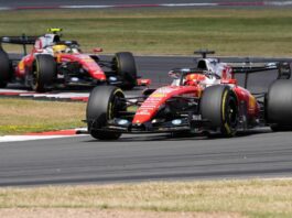 Vittoria Ferrari con Leclerc a Silverstone, Russell e Hamilton sul podio