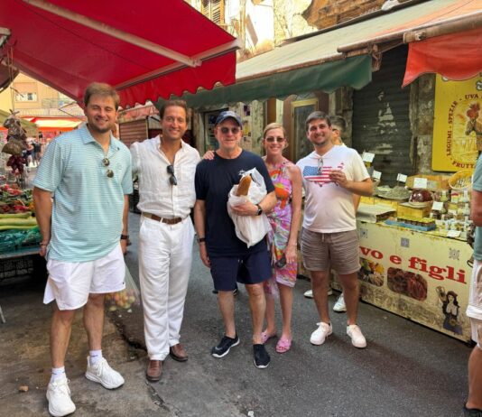 L’Ambasciatore Usa Fertitta a Palermo, un tour della città dal Massimo a Ballarò