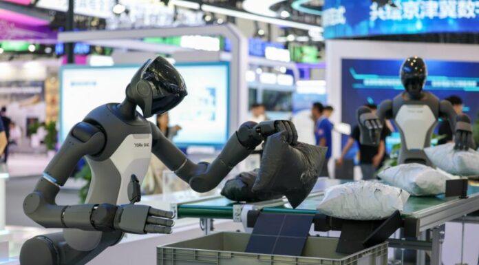 Cina, nel 2026 la produzione di robot umanoidi supererà le 100.000 unità