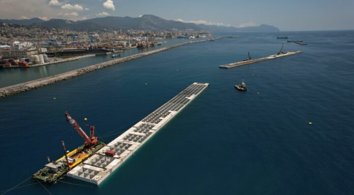 Posato il 26^ cassone della Diga Foranea di Genova