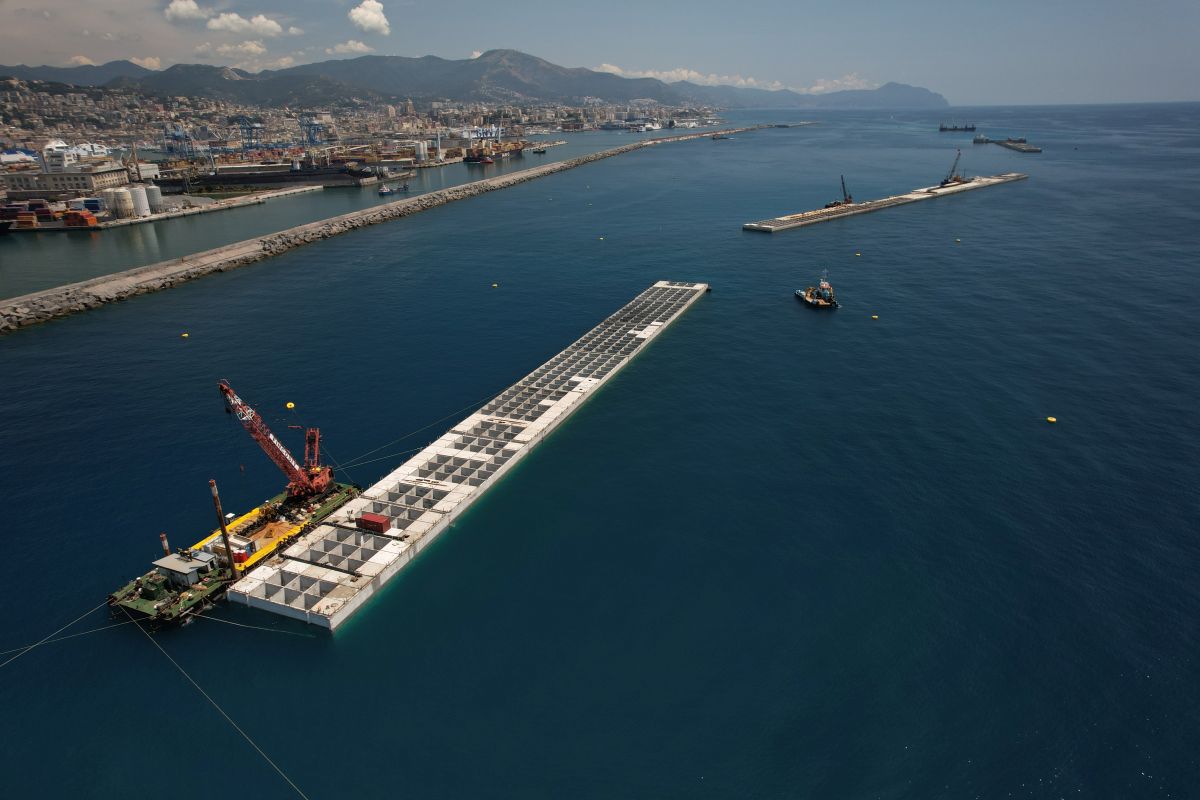 geronimo it pista-ciclabile-di-via-fiume-completata-riverniciatura-e-messa-in-sicurezza-A74251 010