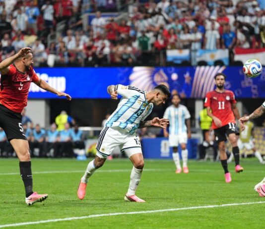 All’Inferno e ritorno, l’Argentina ribalta l’Egitto e va ai quarti